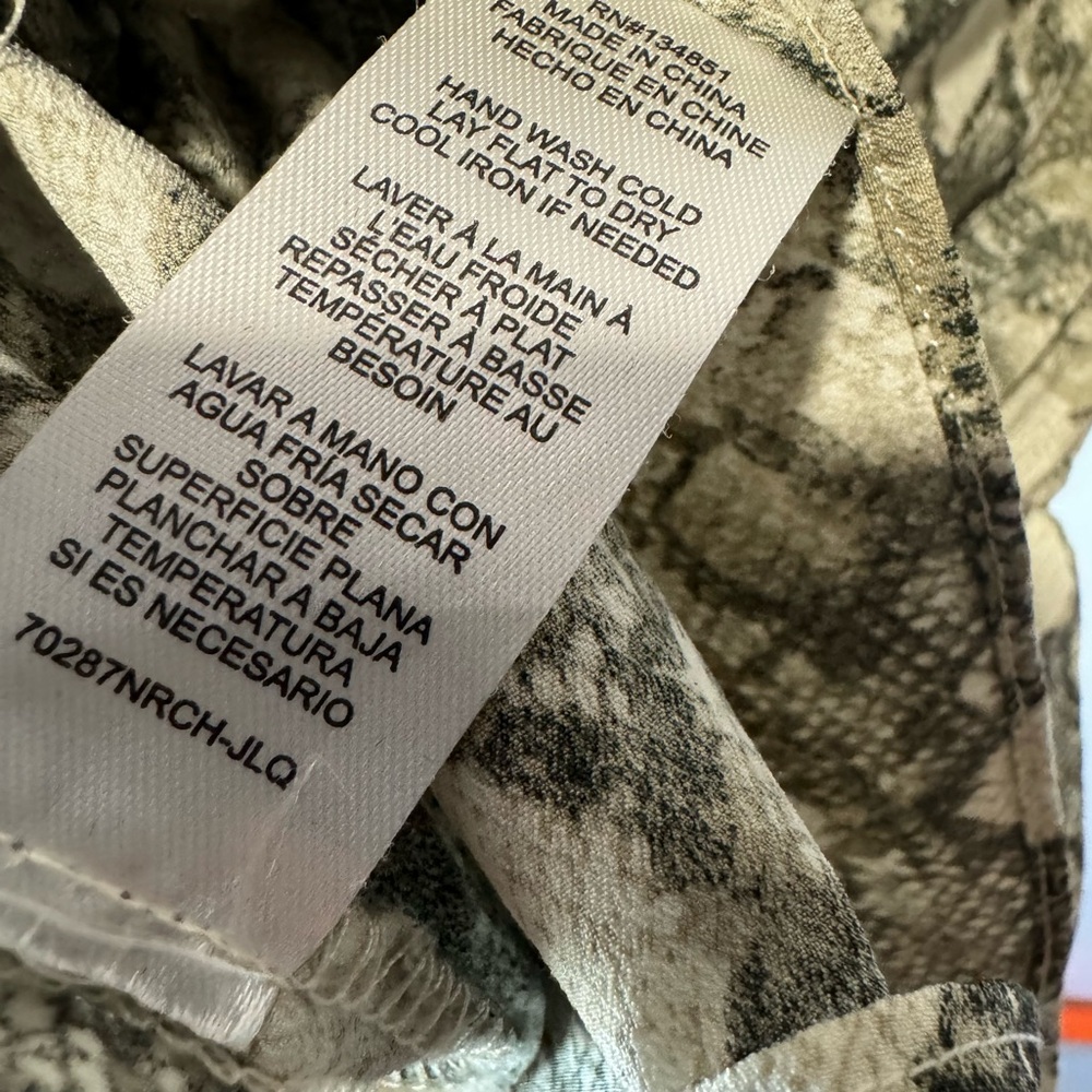 WAYF Python Snake Print Green Peplum Wrap Top Blo… - image 6